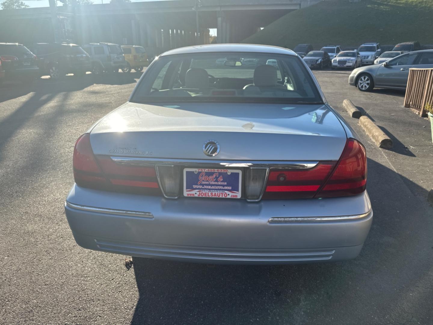 2004 Blue Mercury Grand Marquis (2MEFM75W24X) , located at 5700 Curlew Dr., Norfolk, VA, 23502, (703) 554-4373, 36.841885, -76.209412 - Photo#1